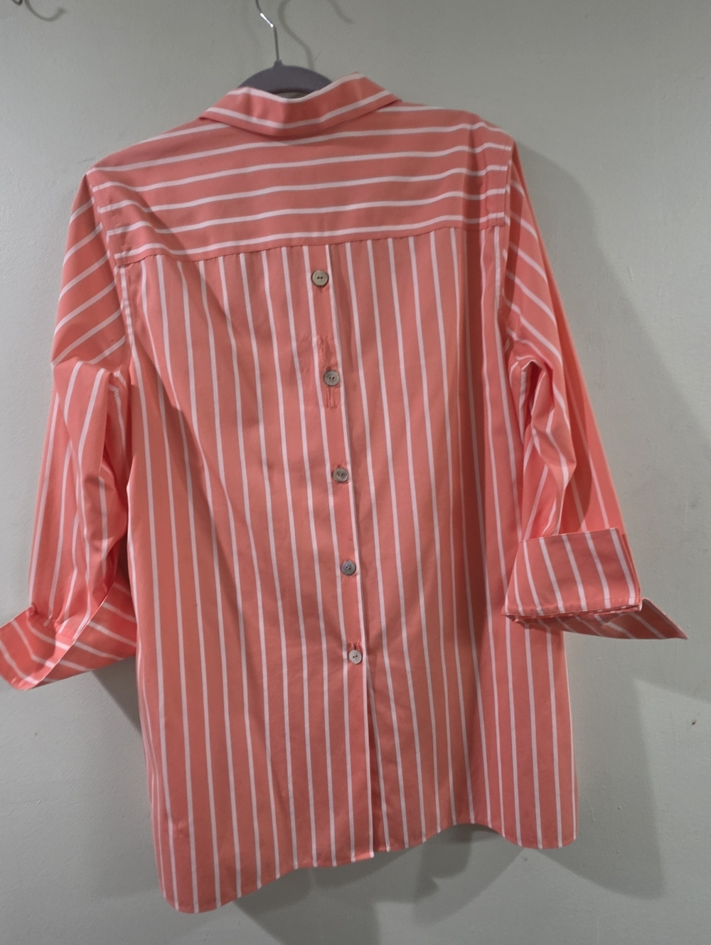 Foxcroft Coral Pink Striped Popover Tunic With Shell Button Accents 14 - Picture 12 of 13